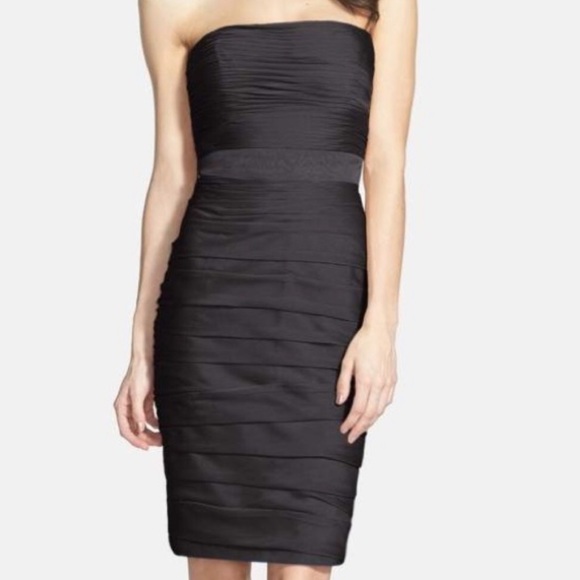 Monique Lhuillier Dresses & Skirts - MONIQUE LHUILLIER Chiffon Little Black Dress